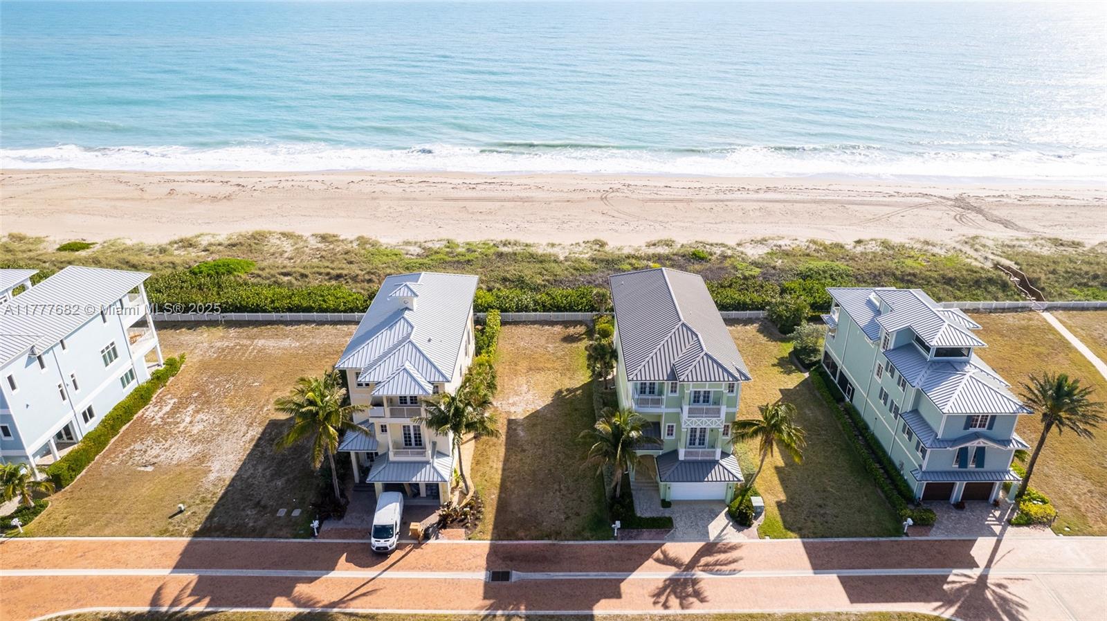 5028 Watersong Way, Fort Pierce, FL, 34939/$1,195,000 1 5028 Watersong Way