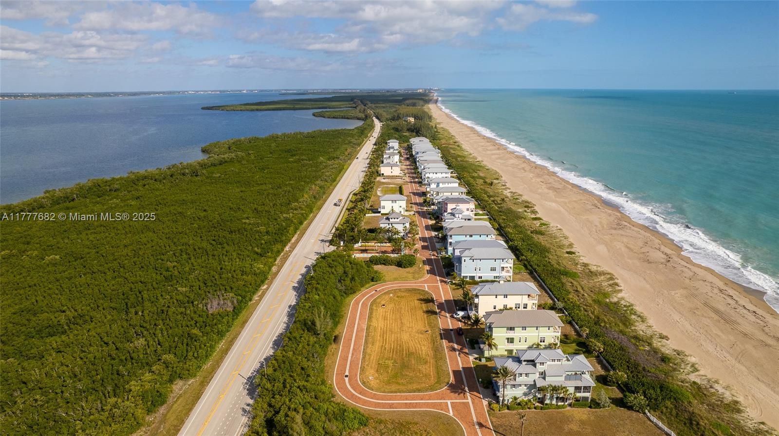5028 Watersong Way, Fort Pierce, FL, 34939/$1,195,000 3 5028 Watersong Way