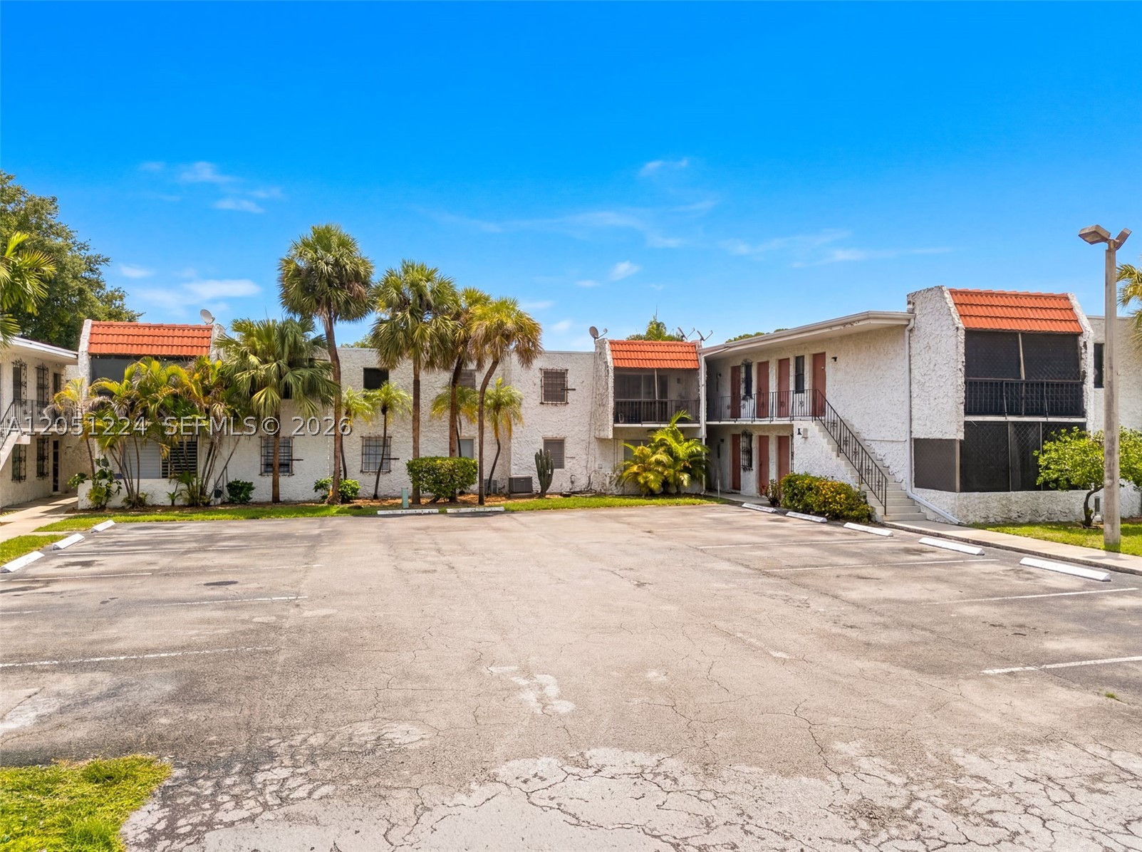 Photo 1 of 28 — 8701 SW 141st St L6, Palmetto Bay, FL 33176