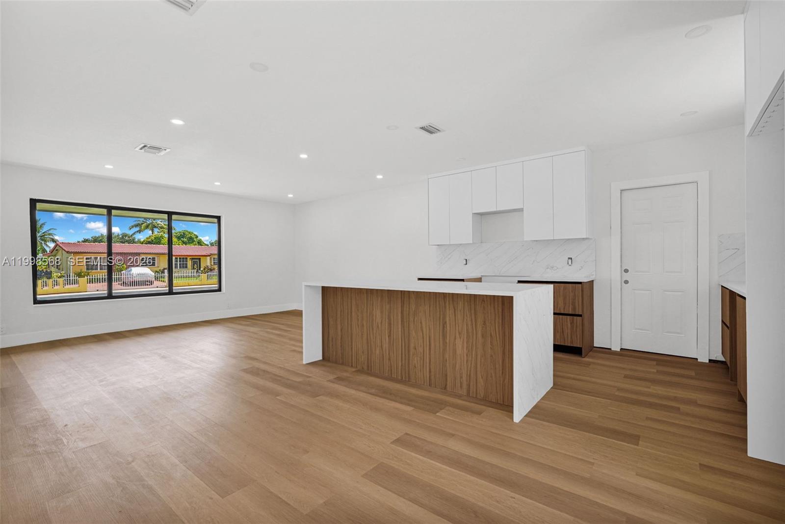 BELL GARDENS - Residential