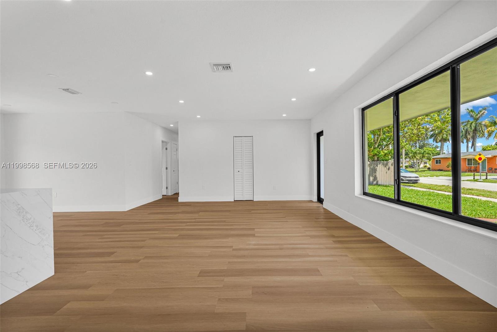 BELL GARDENS - Residential