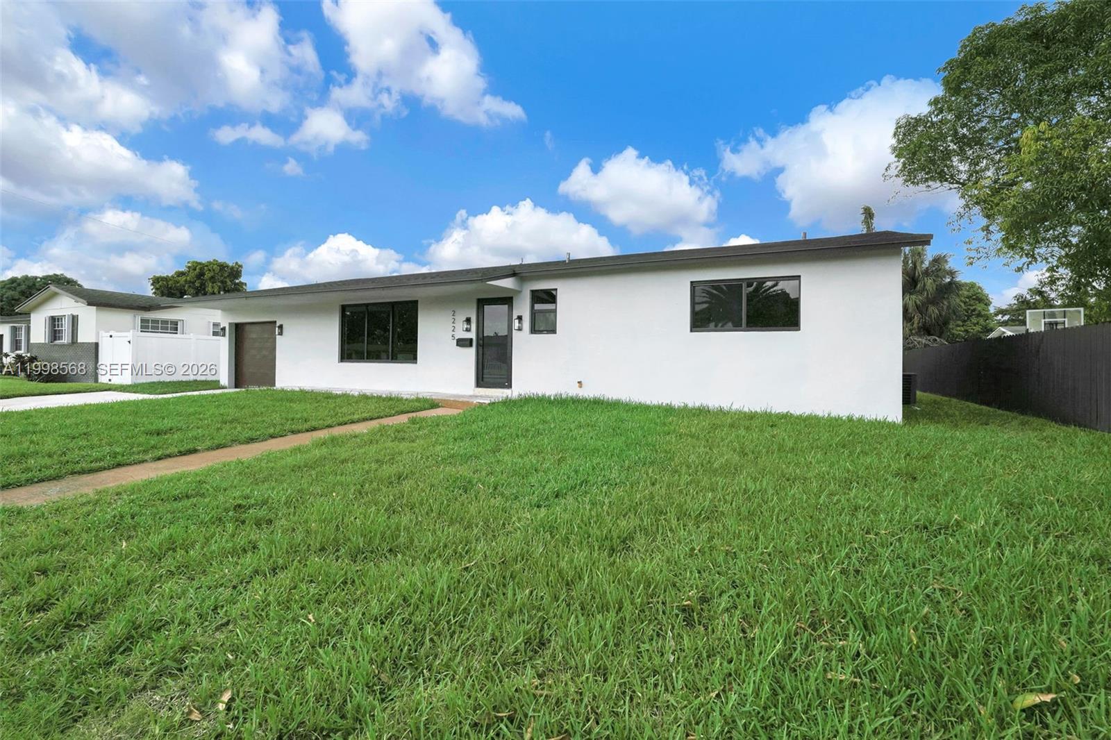 BELL GARDENS - Residential