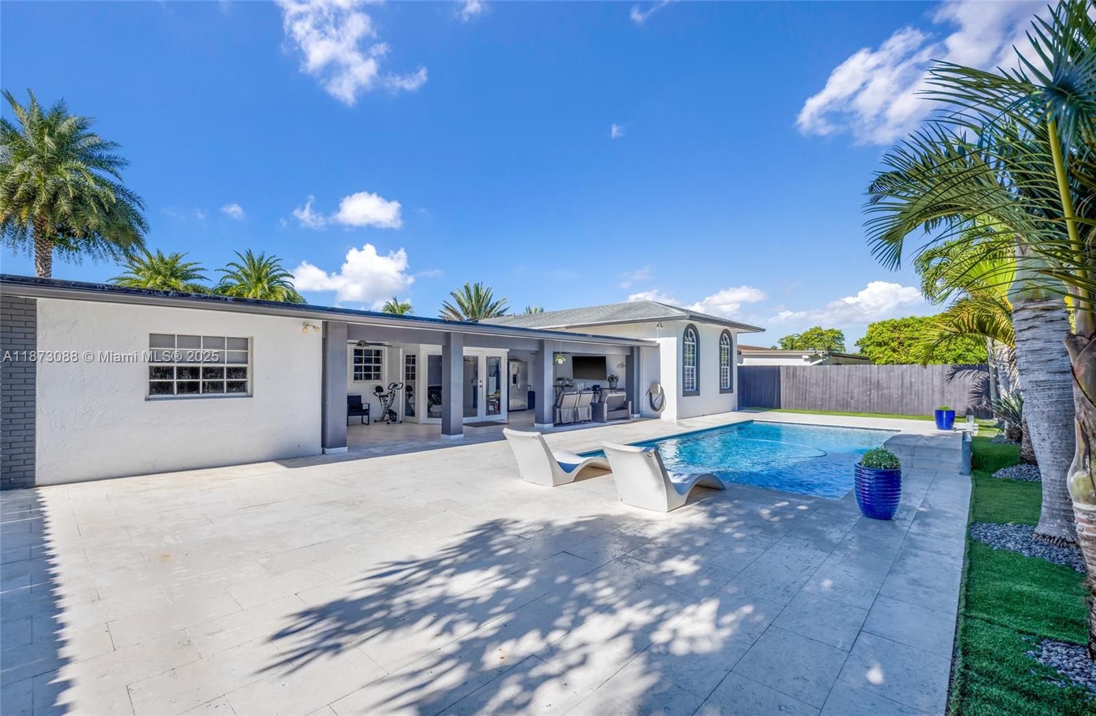 SAN SEBASTIAN UNIT 2 - Residential