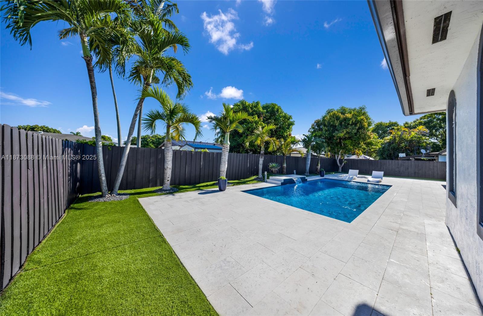 SAN SEBASTIAN UNIT 2 - Residential