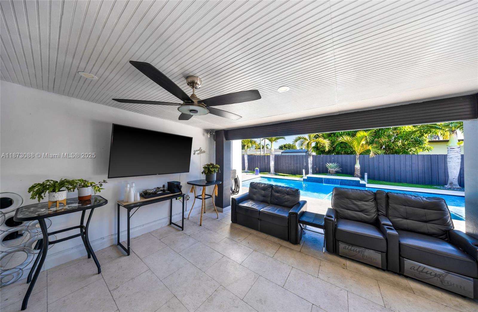 SAN SEBASTIAN UNIT 2 - Residential