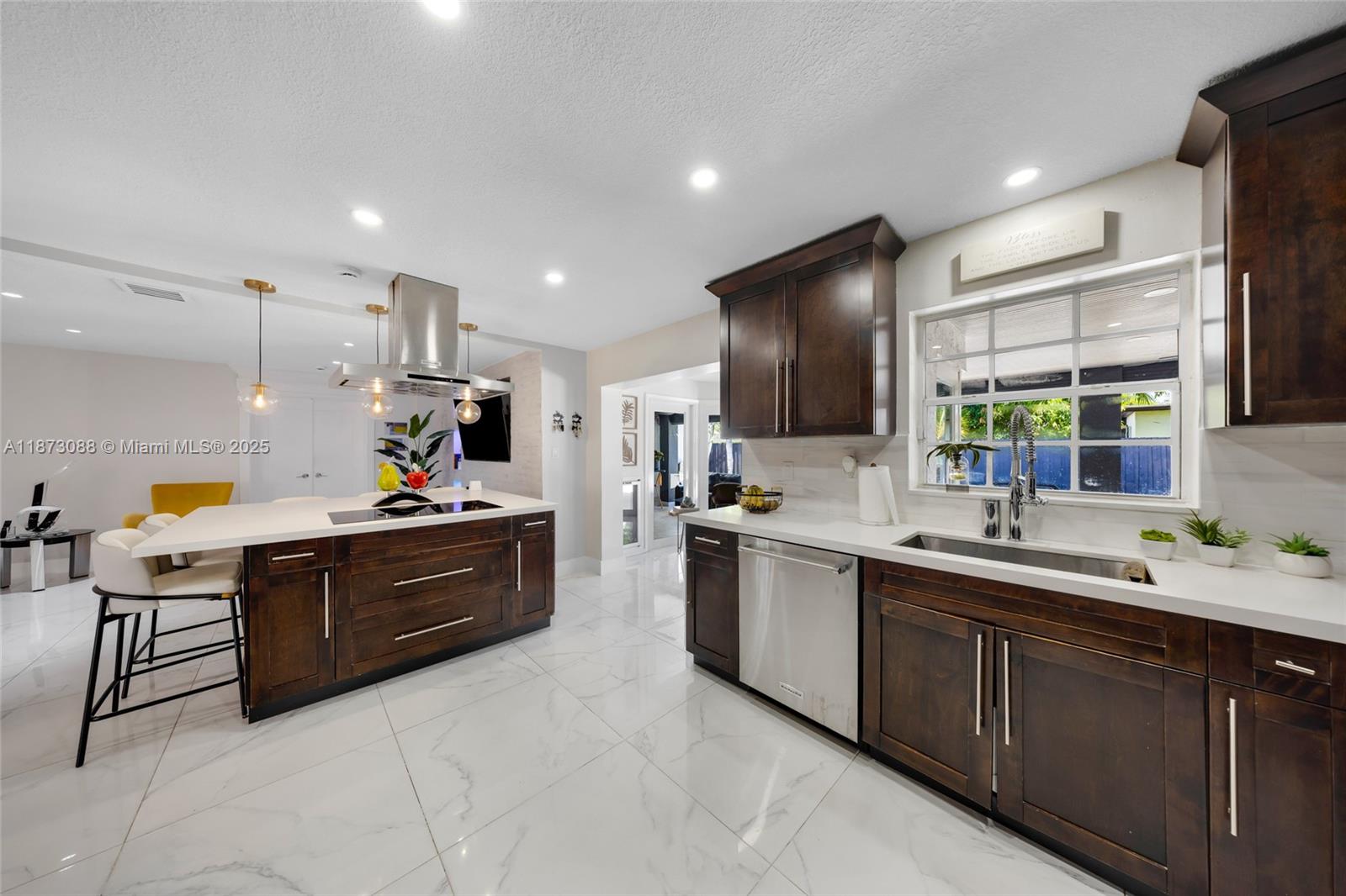 SAN SEBASTIAN UNIT 2 - Residential