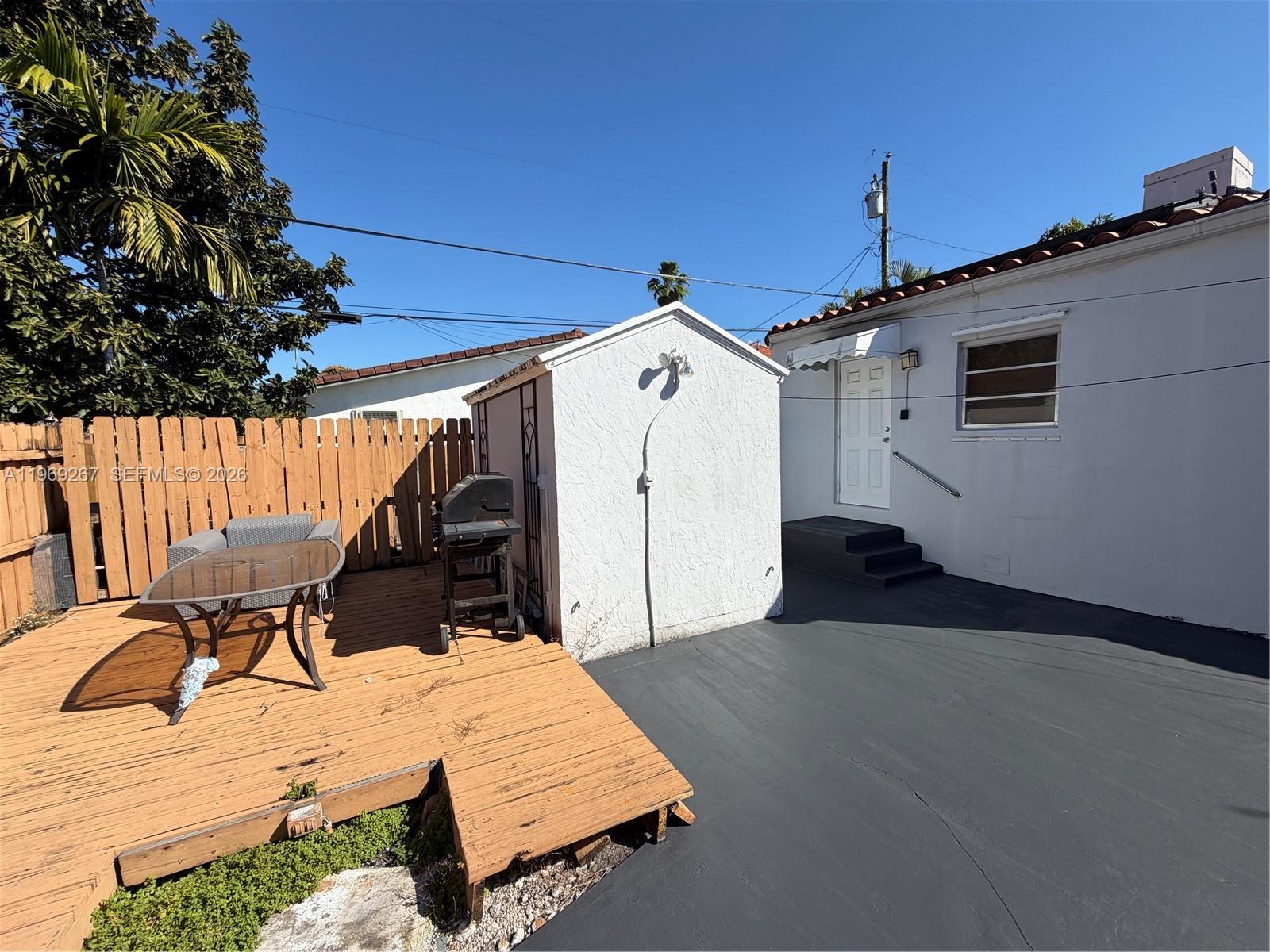 SHENANDOAH PARK - Residential