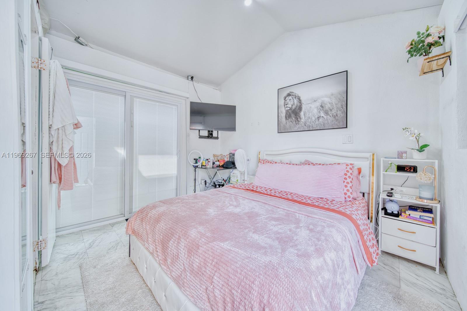 SHENANDOAH PARK - Residential