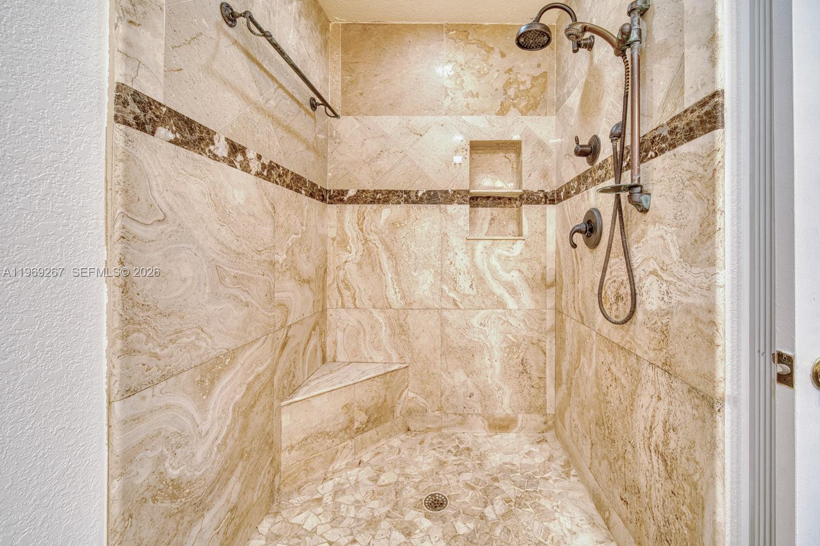 SHENANDOAH PARK - Residential