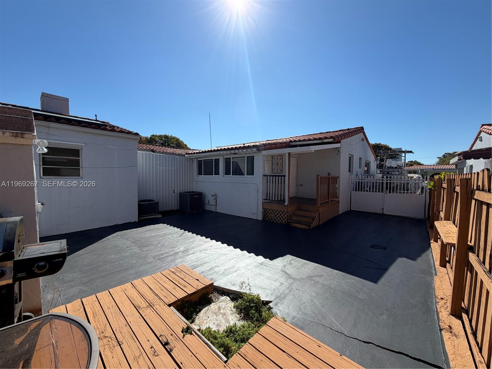 SHENANDOAH PARK - Residential