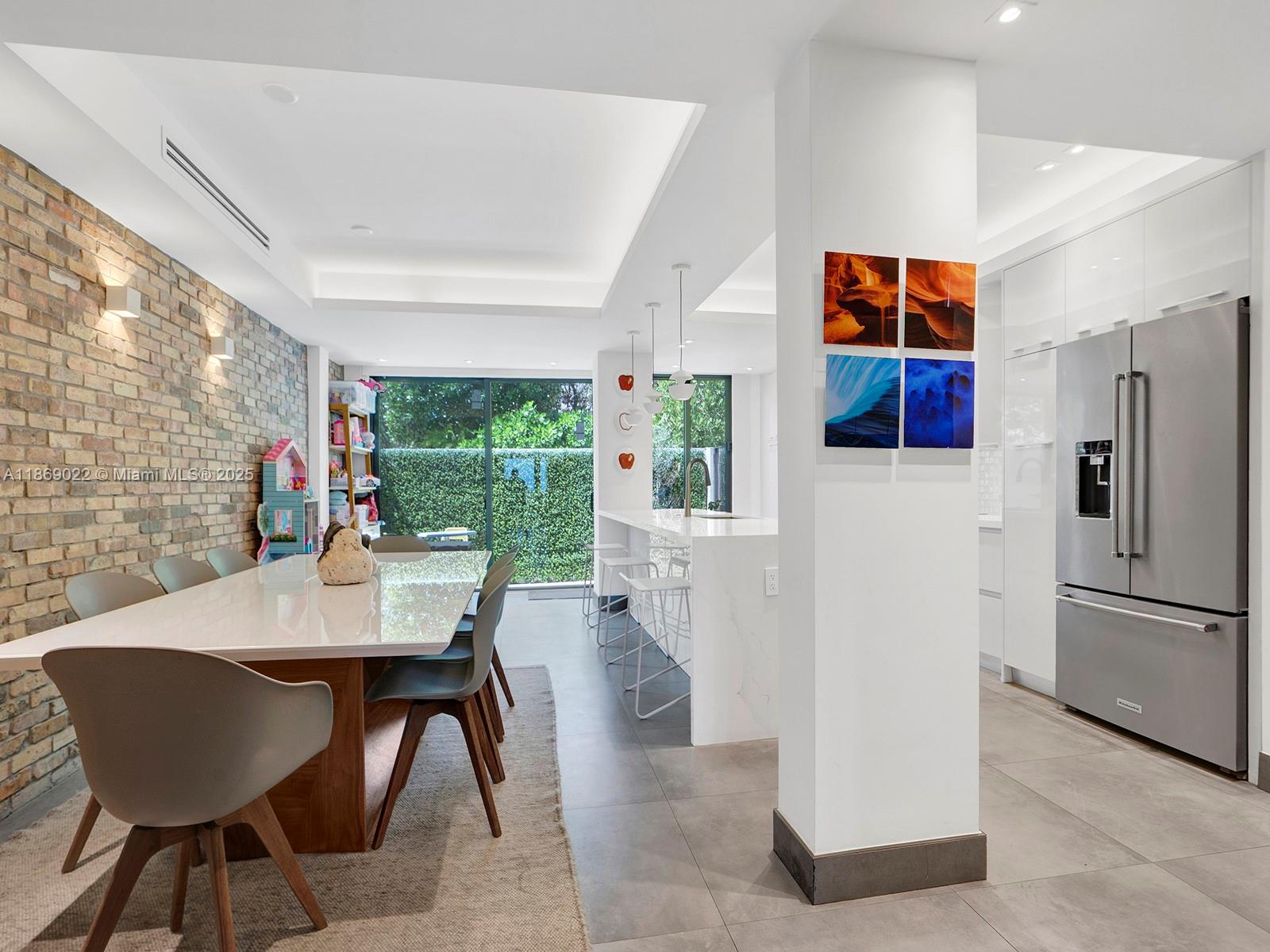 KEY COLONY NO 1 - Residential Lease