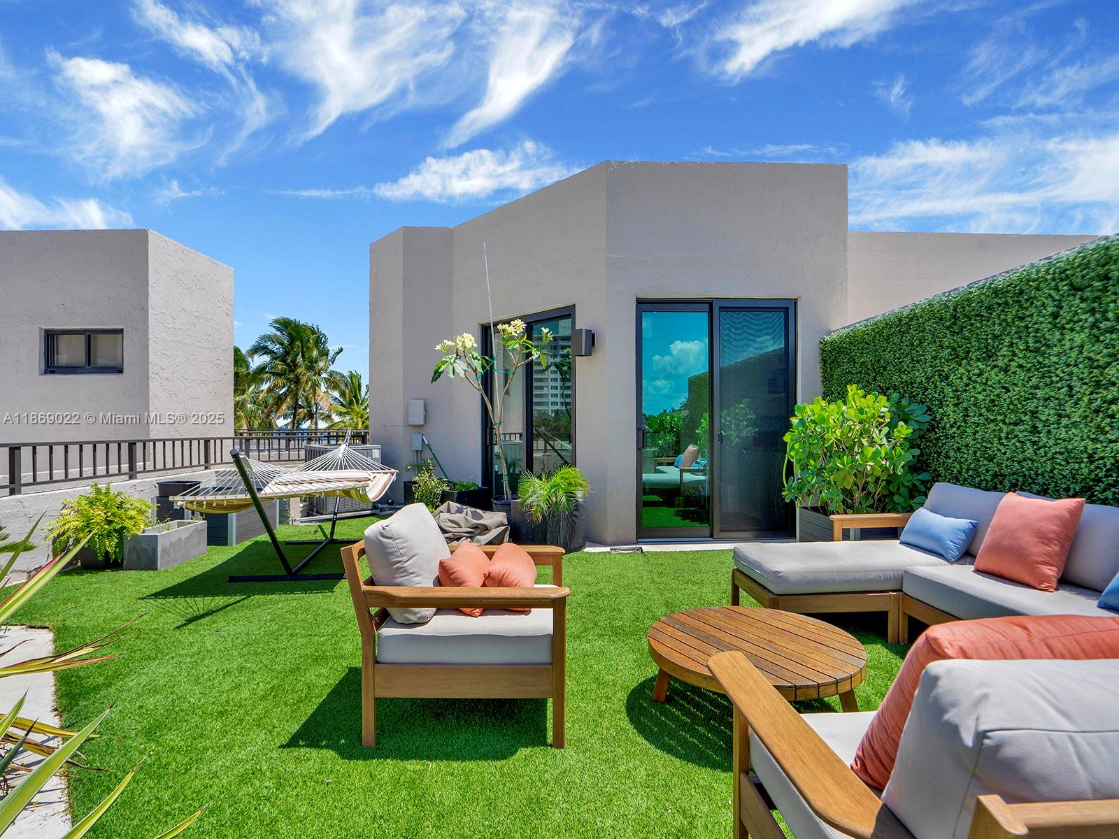 KEY COLONY NO 1 - Residential Lease