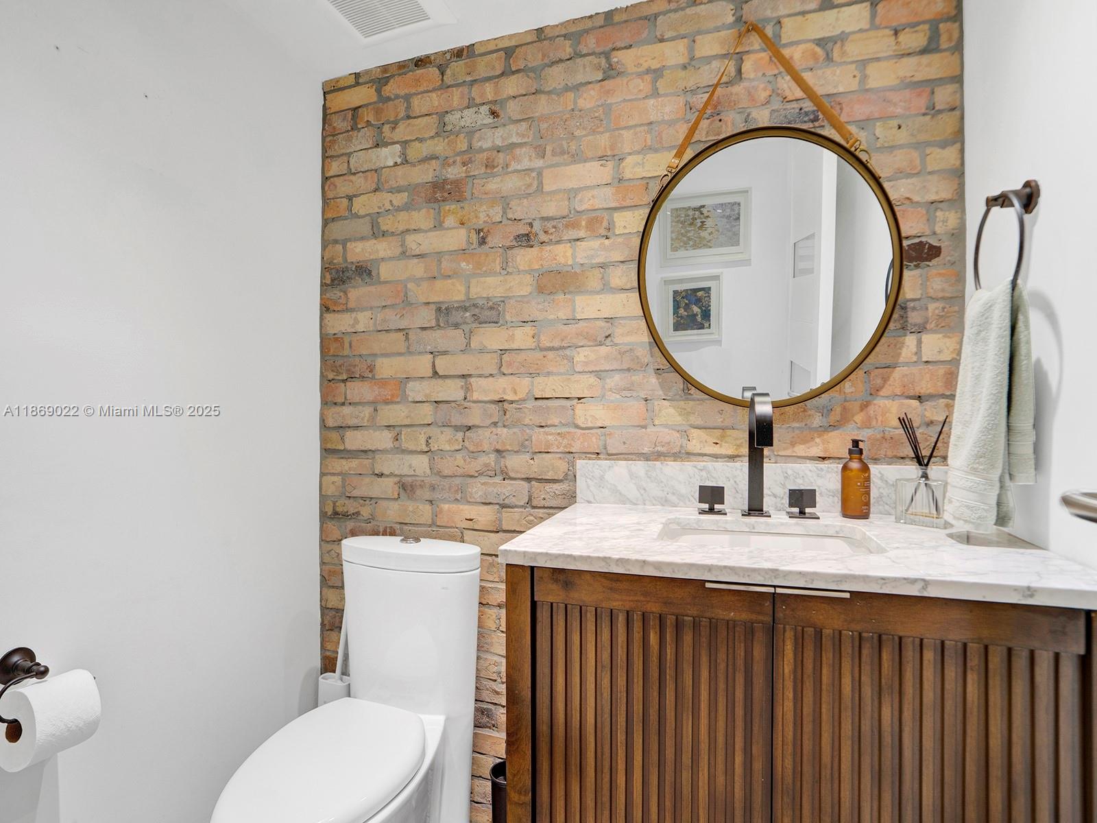 KEY COLONY NO 1 - Residential Lease