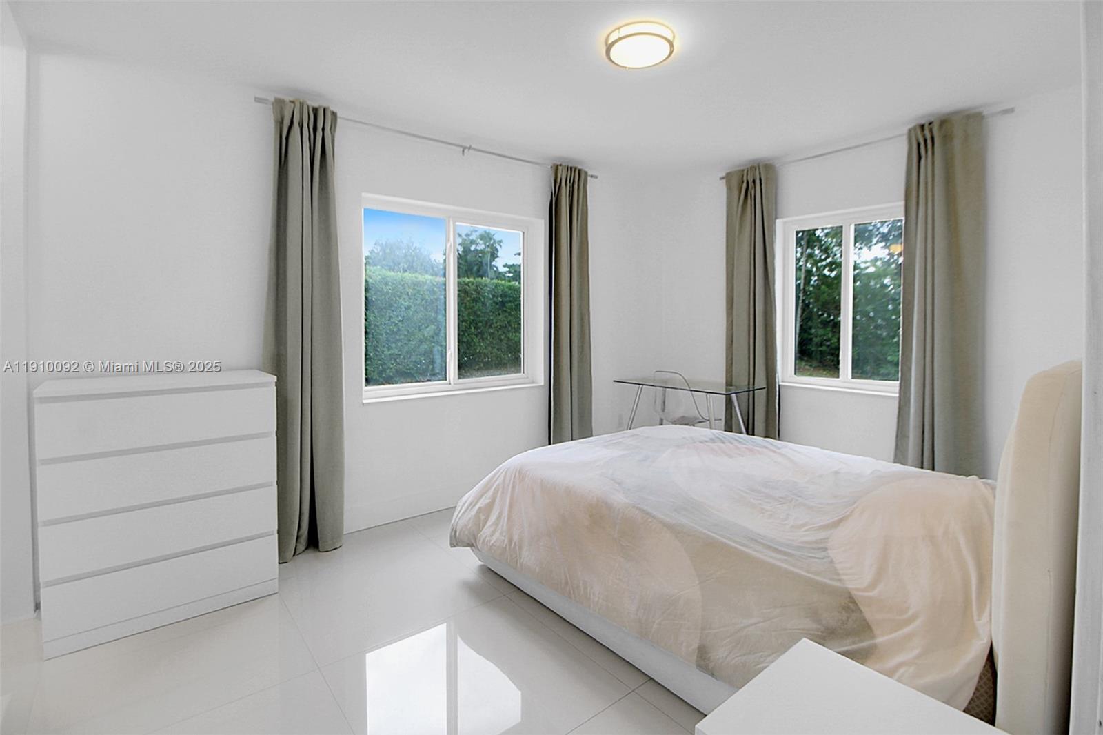 RIVER ESTATES - Residential