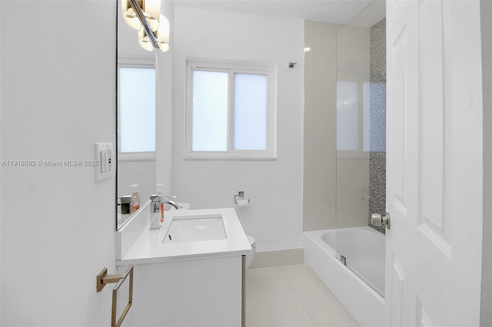 RIVER ESTATES - Residential