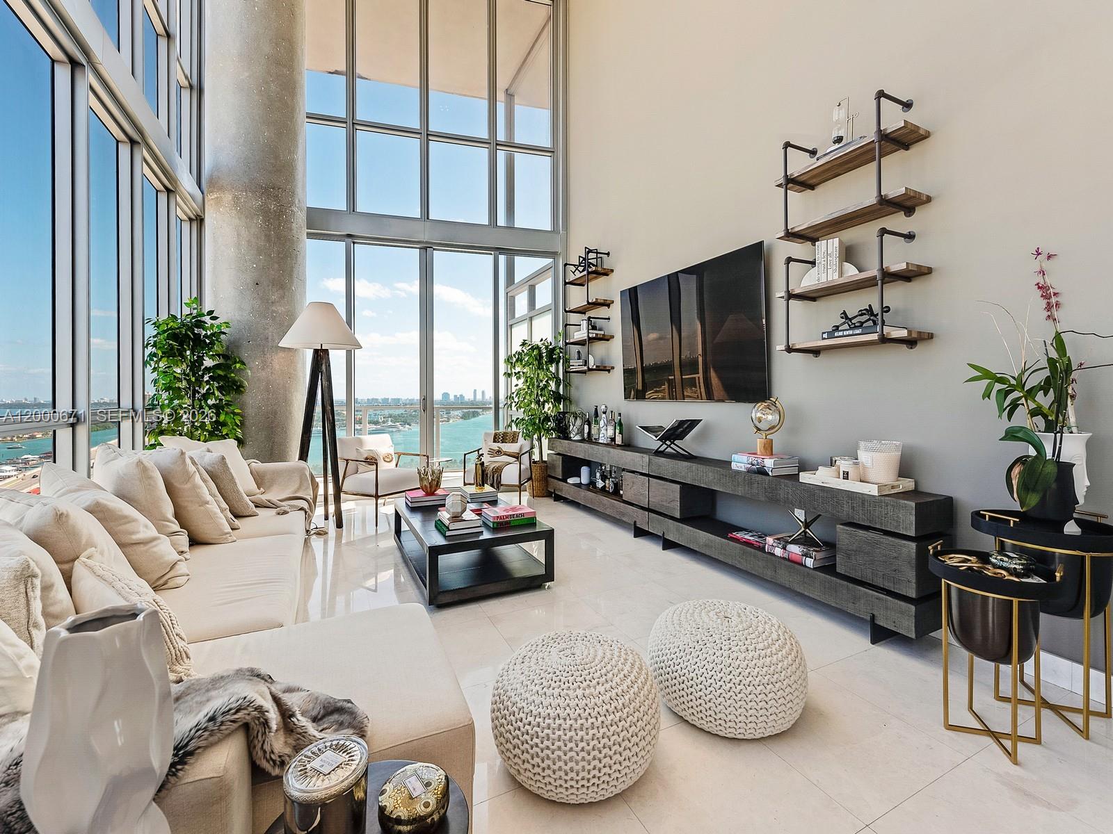 MARQUIS CONDO - Residential