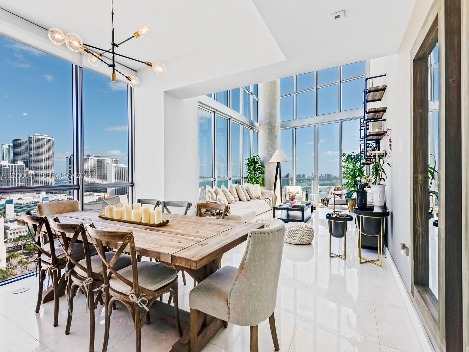 MARQUIS CONDO - Residential