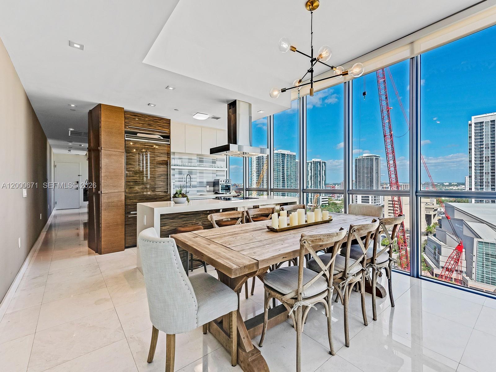 MARQUIS CONDO - Residential