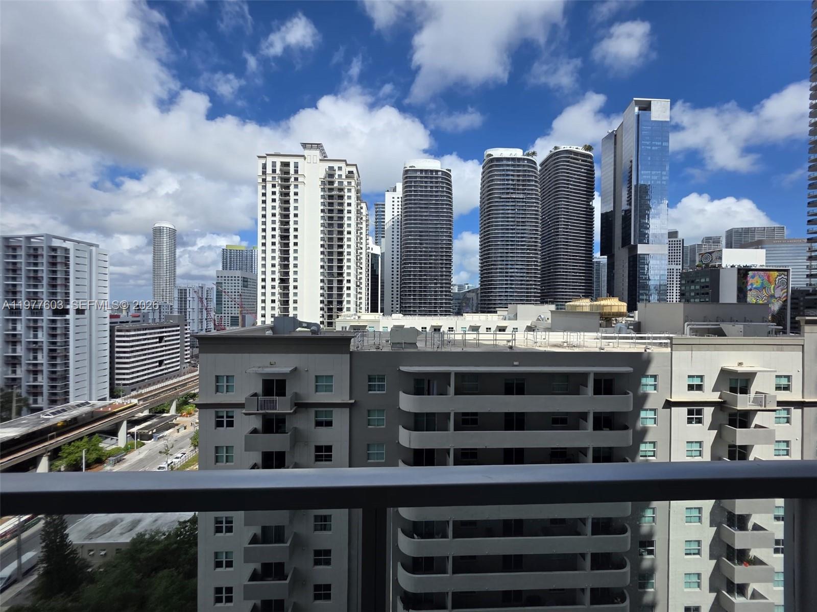 THE AXIS ON BRICKELL II C - Residential