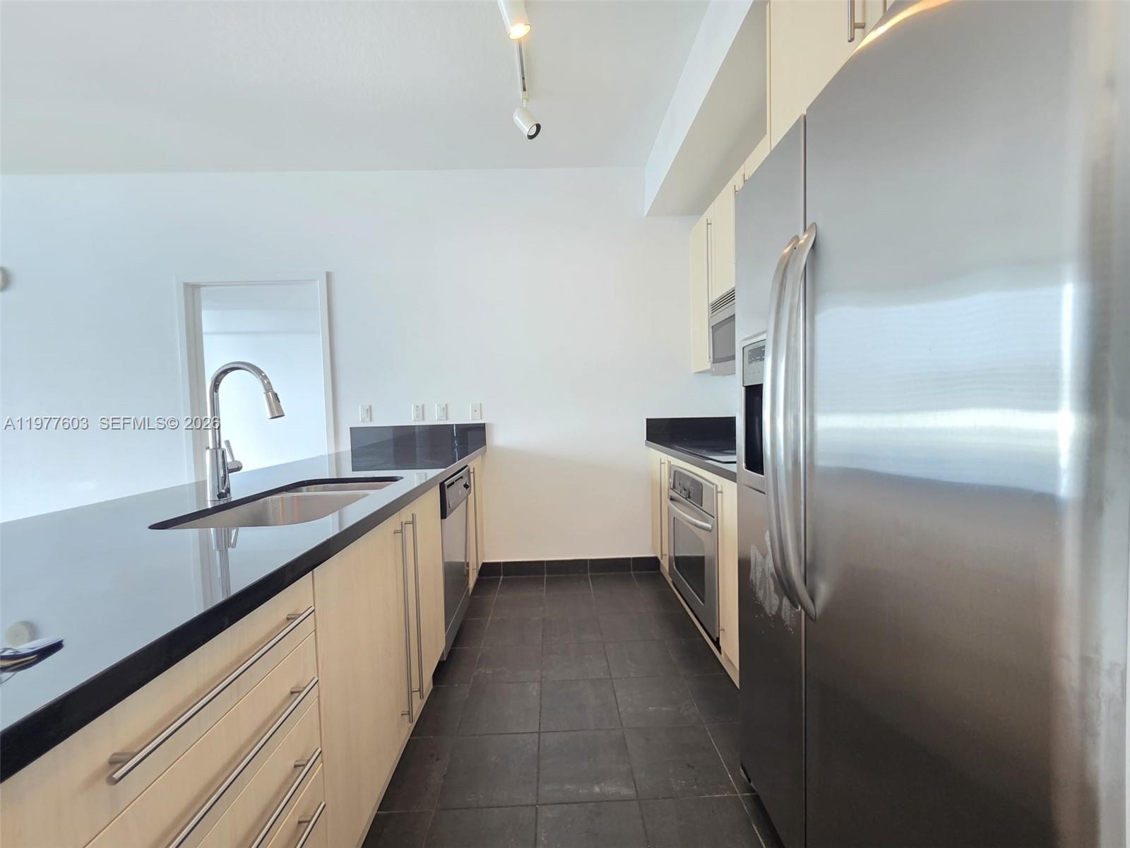 THE AXIS ON BRICKELL II C - Residential