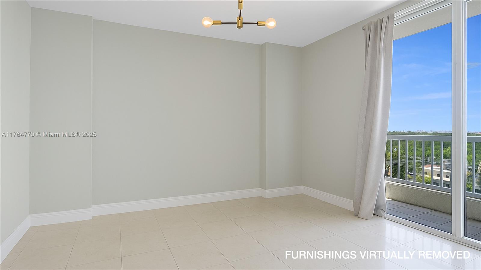 2400 SW 27th Ave 706