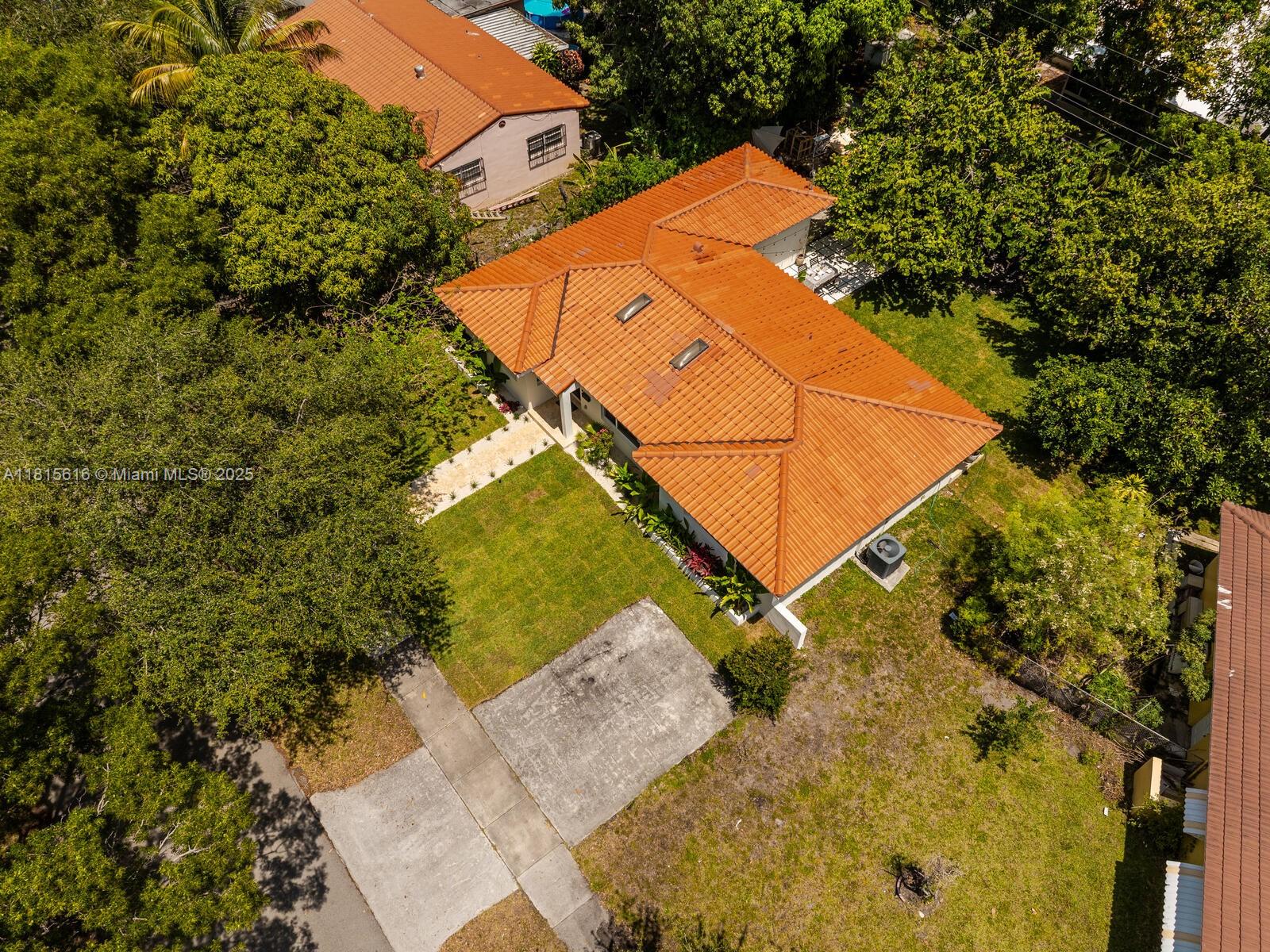 NEW MIAMI SHORES ESTATES - Residential
