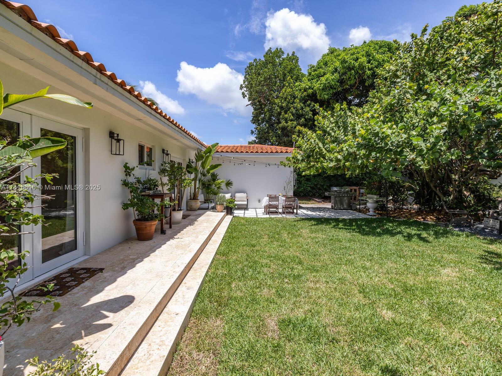 NEW MIAMI SHORES ESTATES - Residential