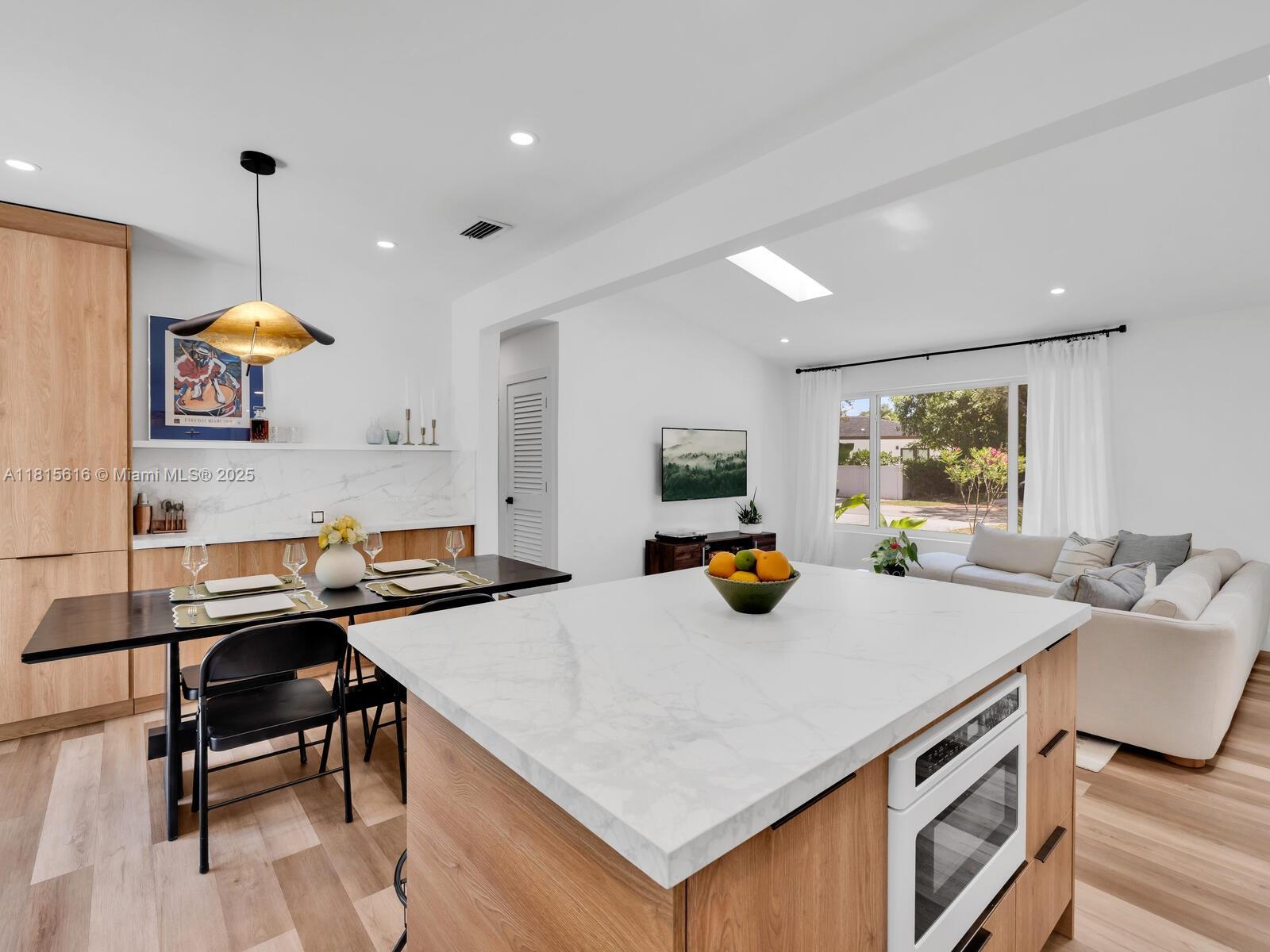 NEW MIAMI SHORES ESTATES - Residential