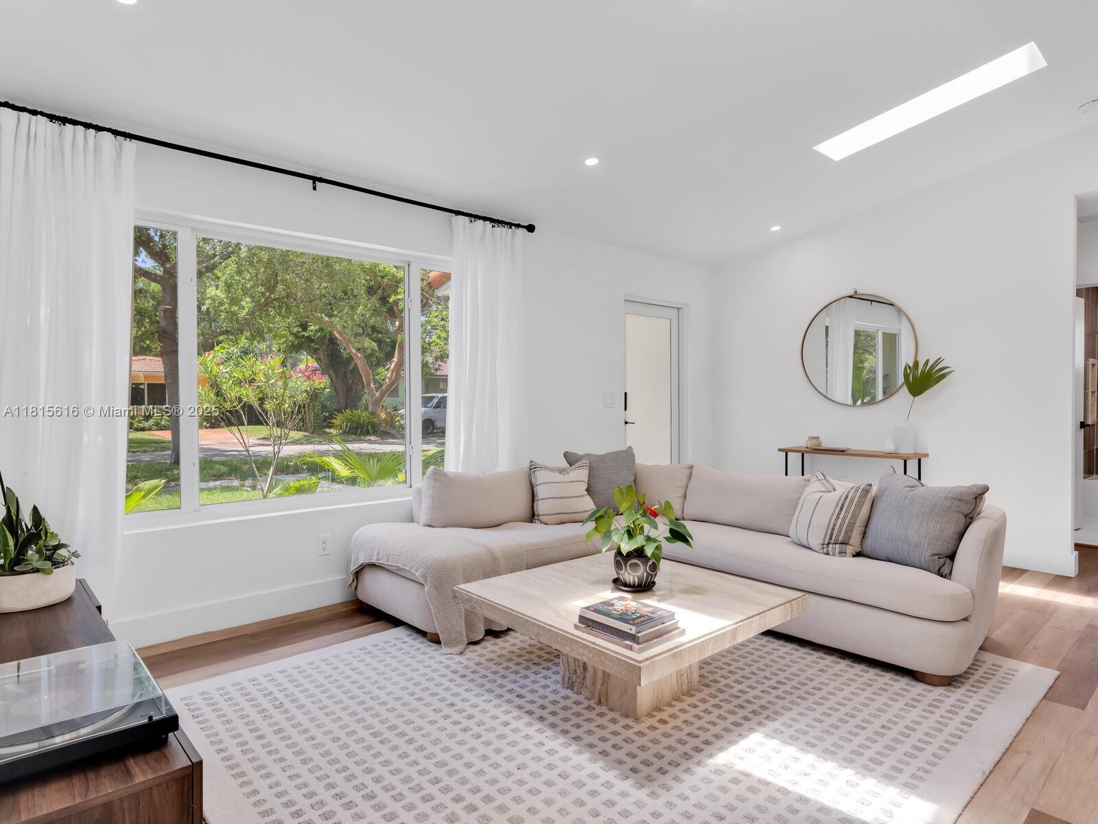 NEW MIAMI SHORES ESTATES - Residential