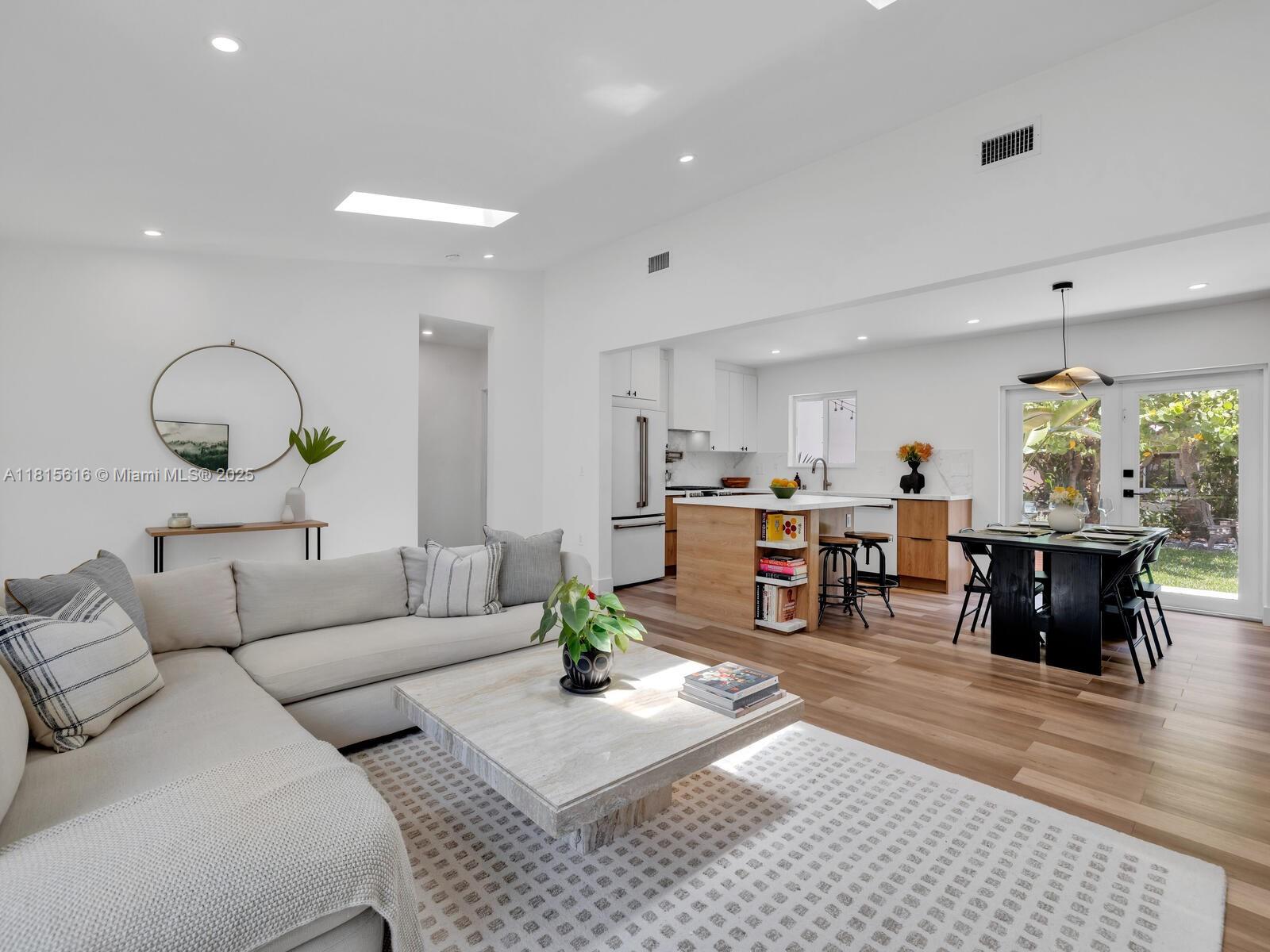 229 NW 111th Ter