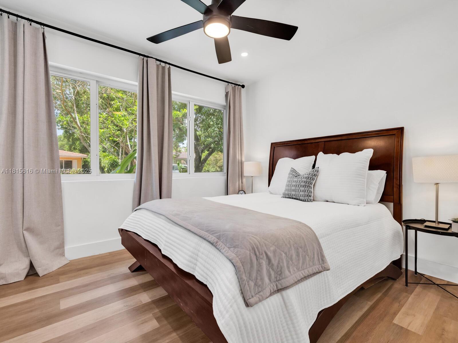 NEW MIAMI SHORES ESTATES - Residential