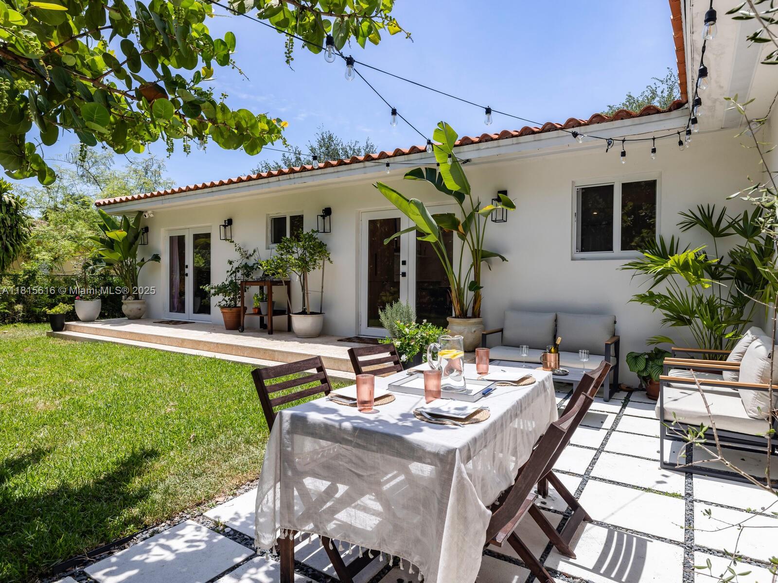 NEW MIAMI SHORES ESTATES - Residential