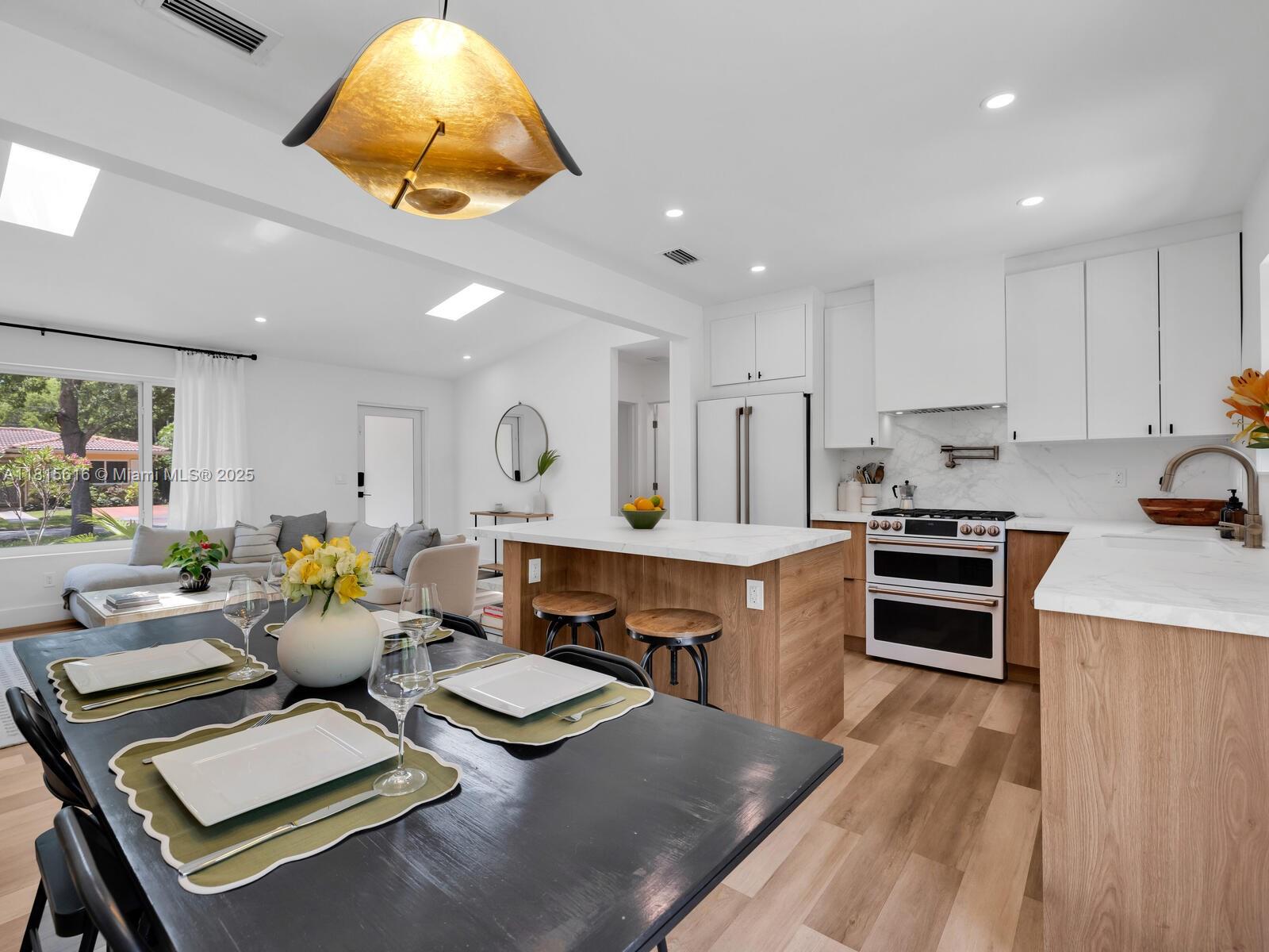 NEW MIAMI SHORES ESTATES - Residential