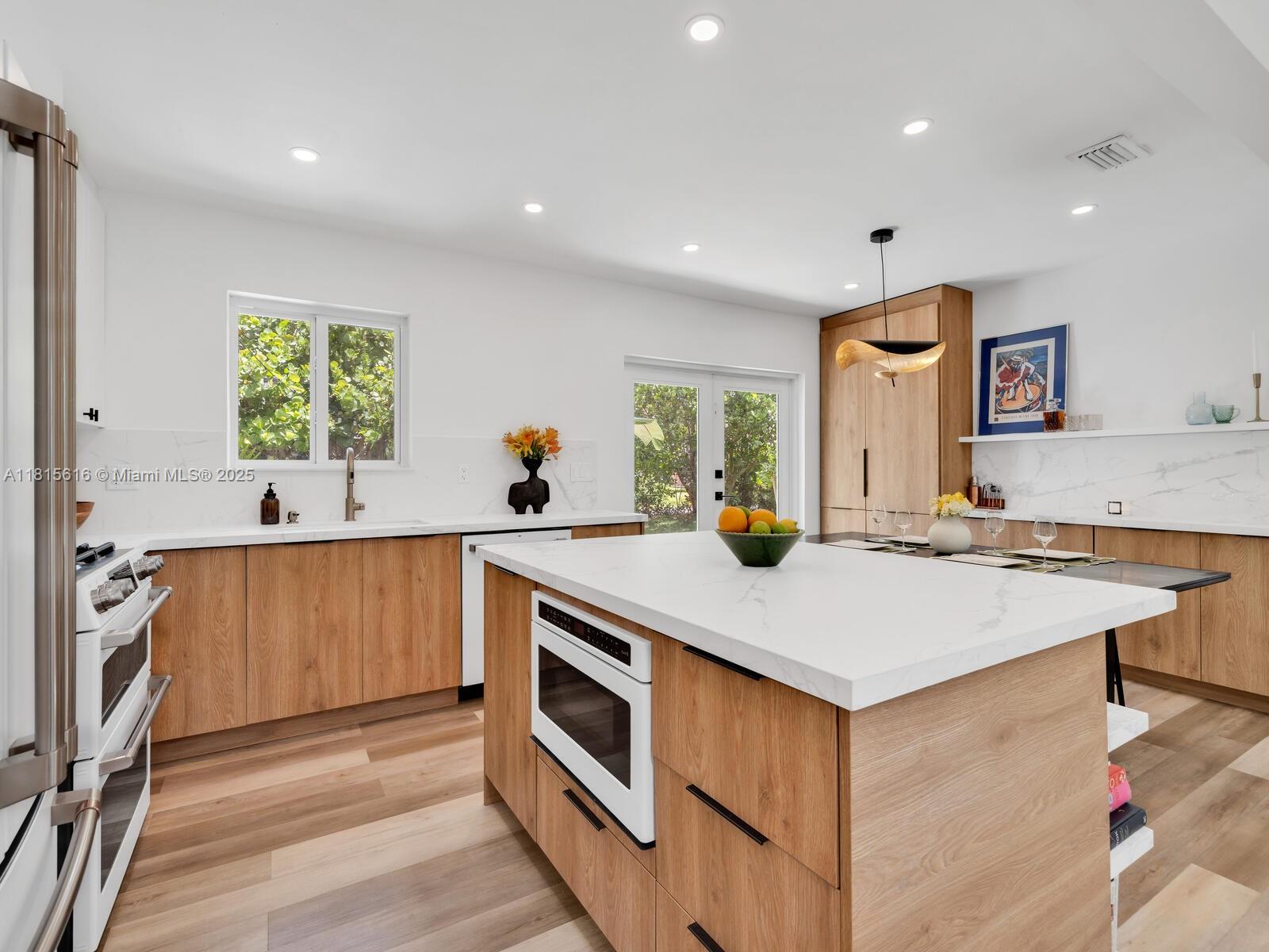 NEW MIAMI SHORES ESTATES - Residential