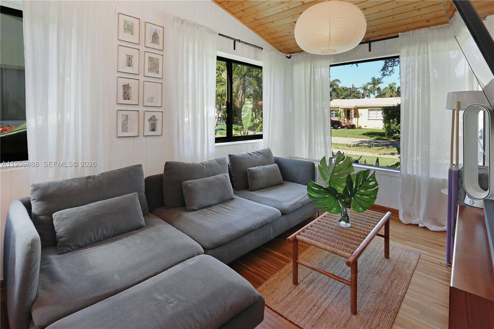 SUNSET TRAILS NO 4 - Residential