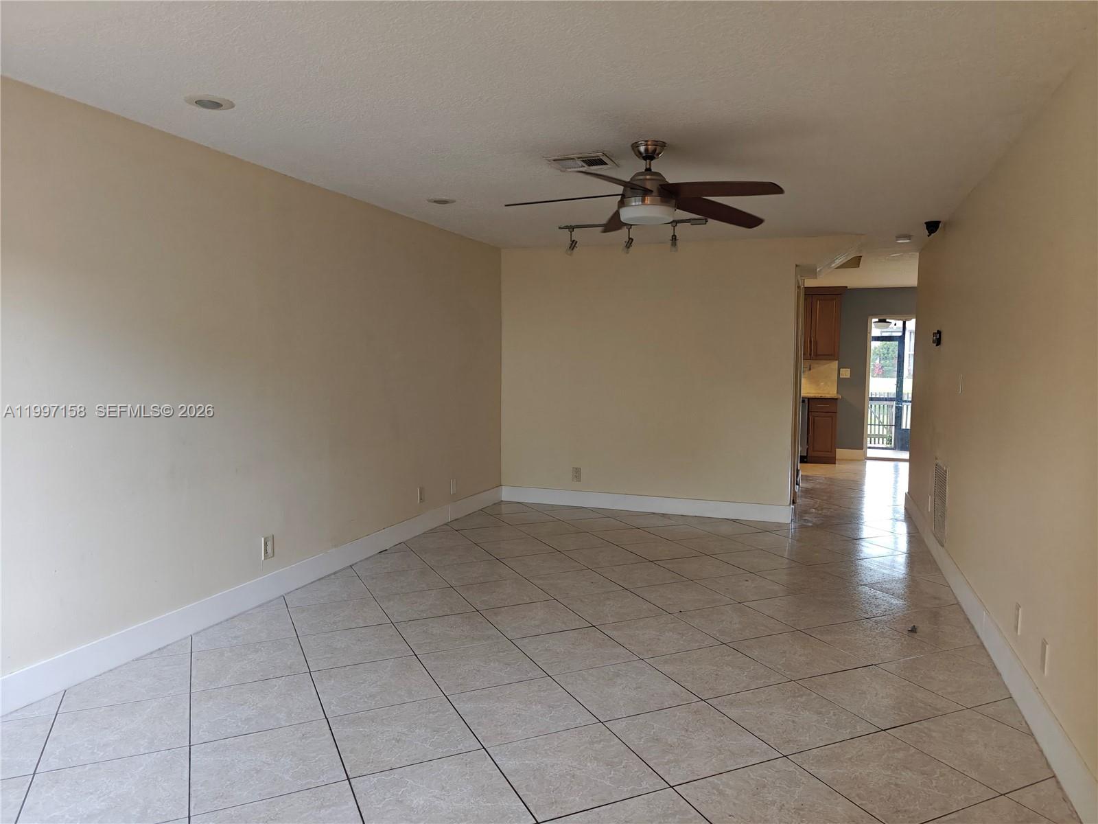 WELLEBY UNIT THIRTEEN - Residential