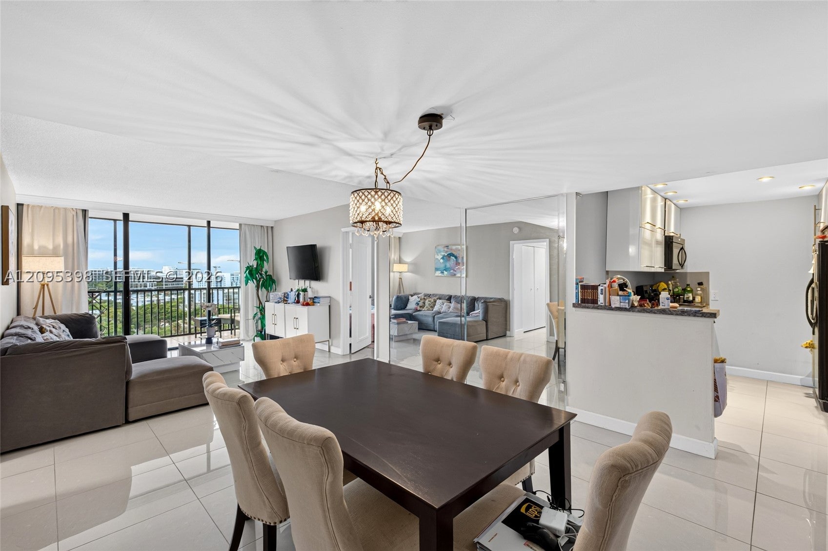 20335 W Country Club Dr 1402
