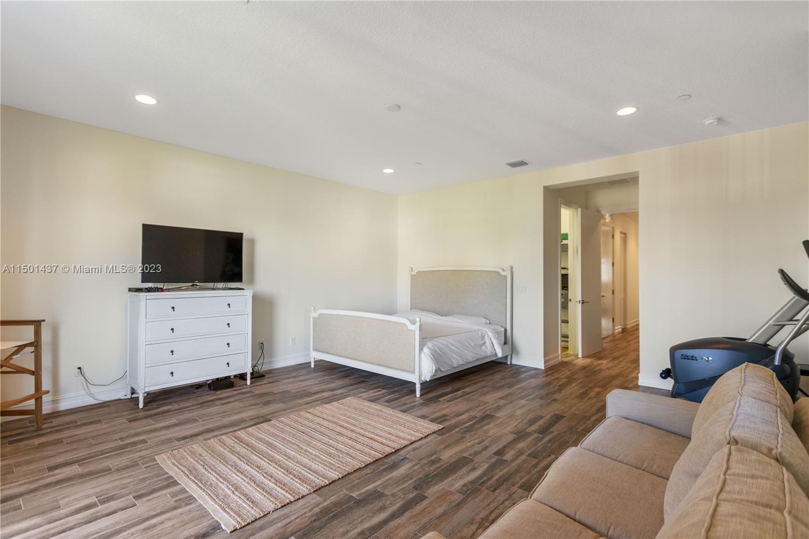 NURMI ISLES ISLAND NO 4 - Residential