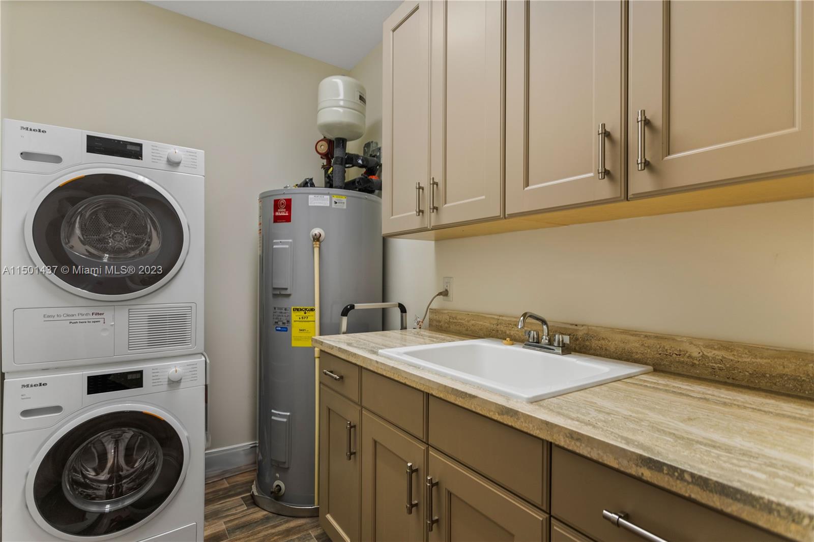 NURMI ISLES ISLAND NO 4 - Residential