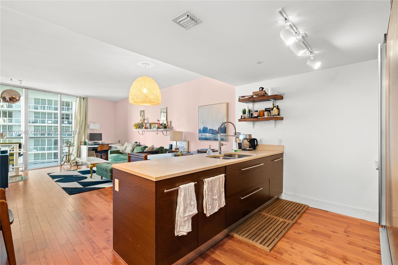 475 Brickell Ave 2711, Miami, Broward County, Florida - 1 Bedrooms  
1 Bathrooms - 