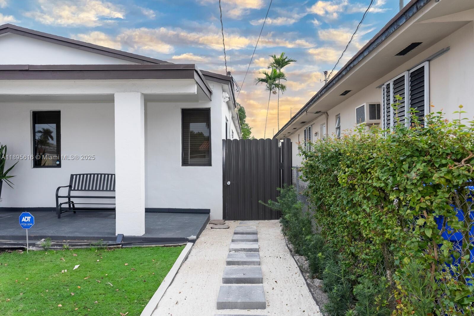 W FLAGLER PK - Residential Lease