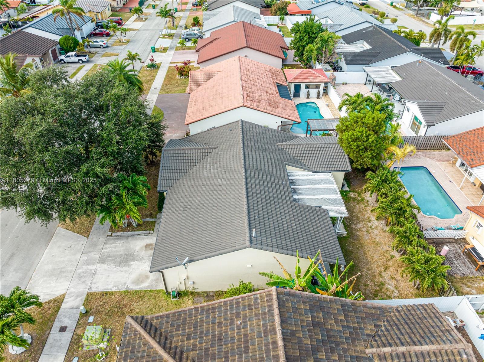 MAJESTIC HOMES - Residential