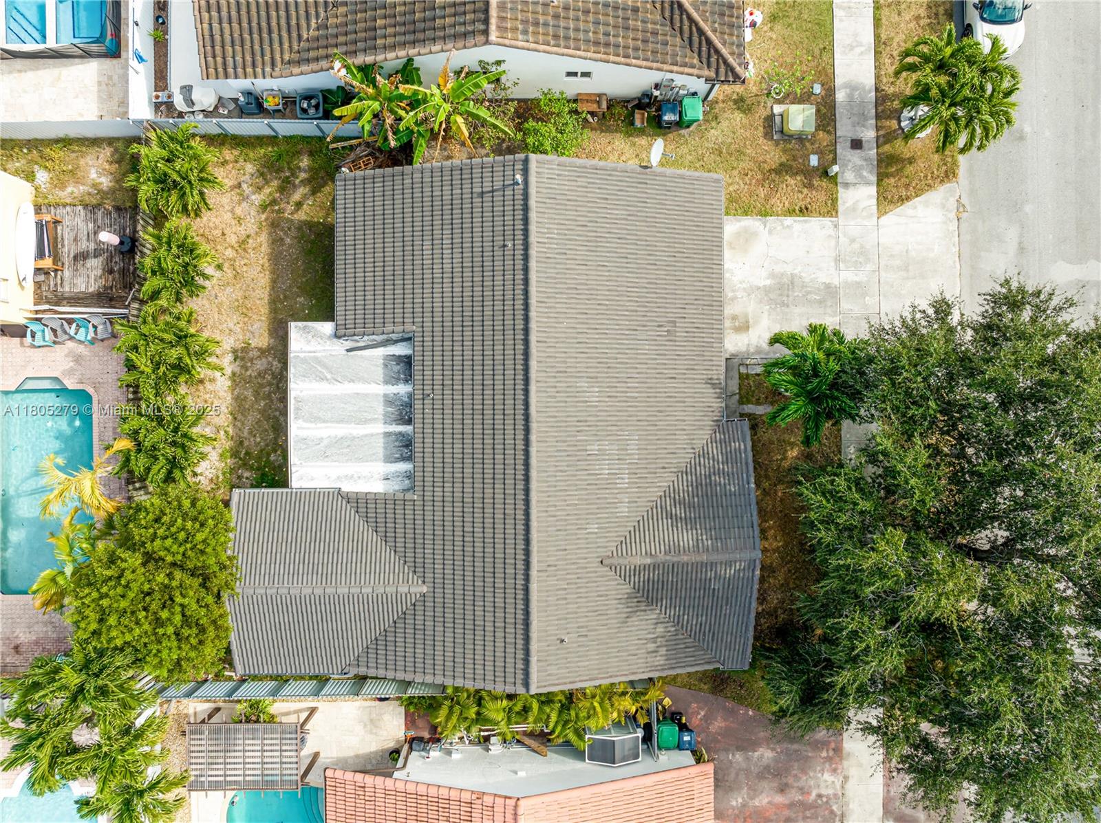 MAJESTIC HOMES - Residential