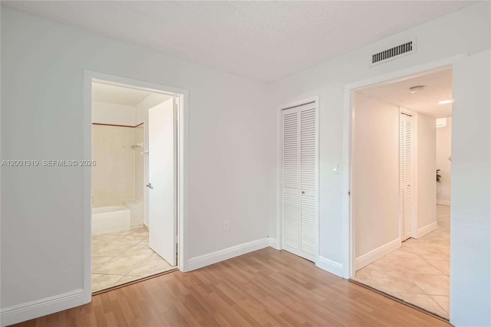 29 SANTILLANE AVENUE COND - Residential