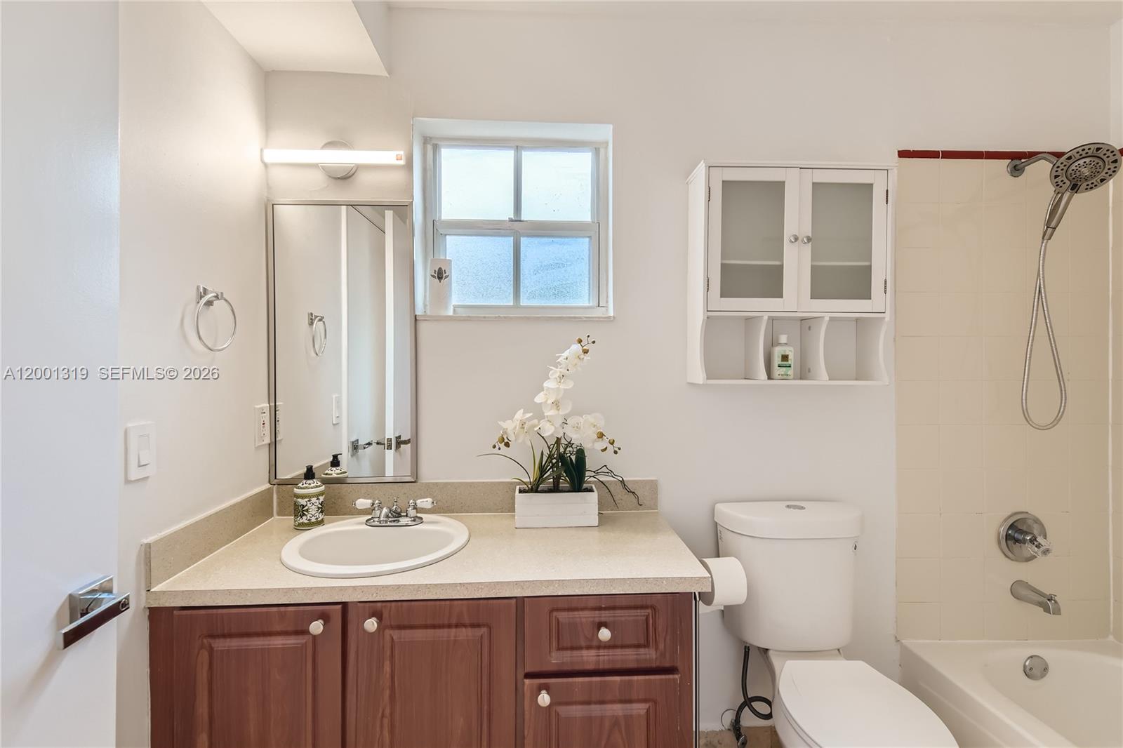 29 SANTILLANE AVENUE COND - Residential