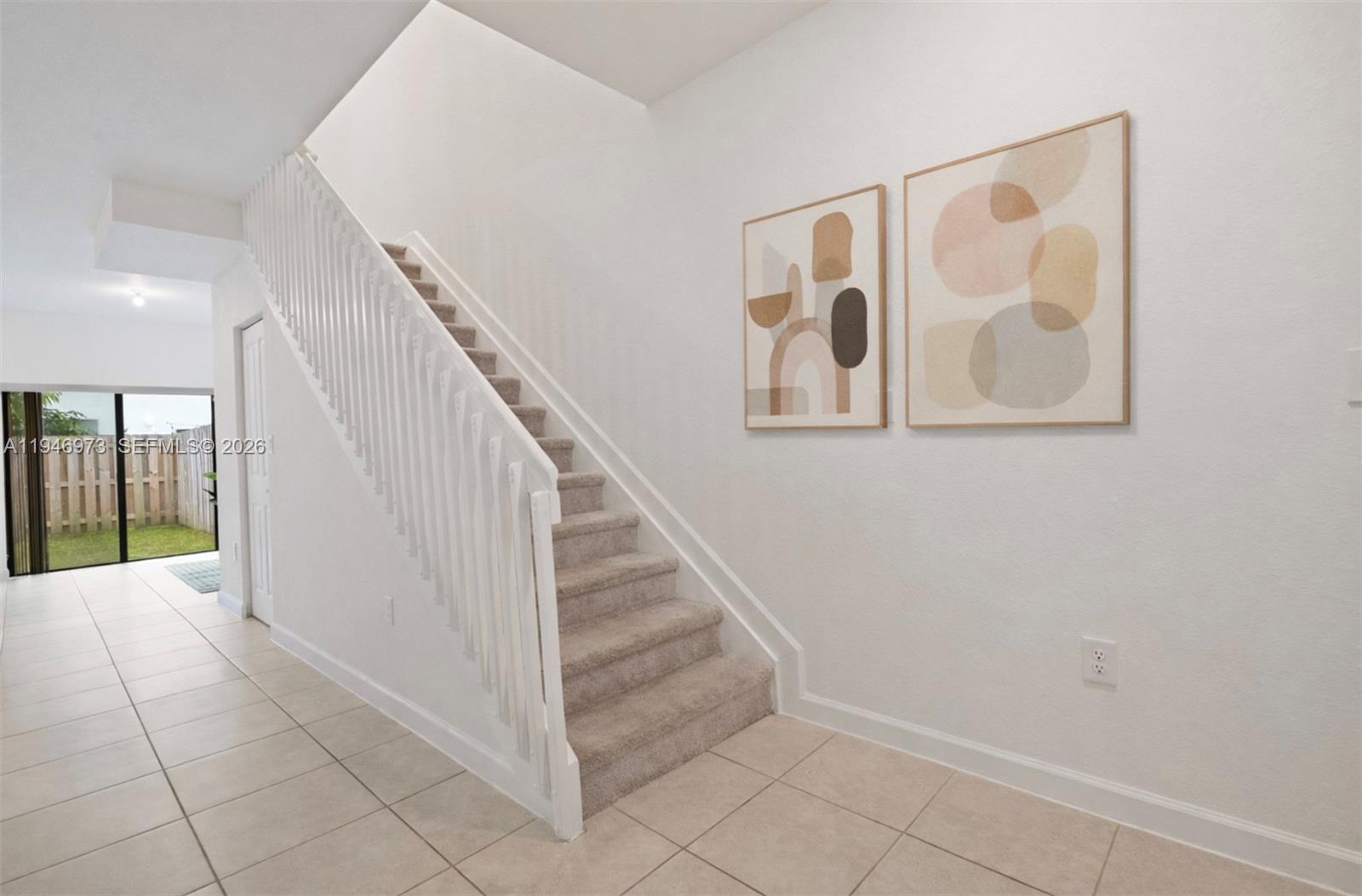 PINE VISTA - Residential