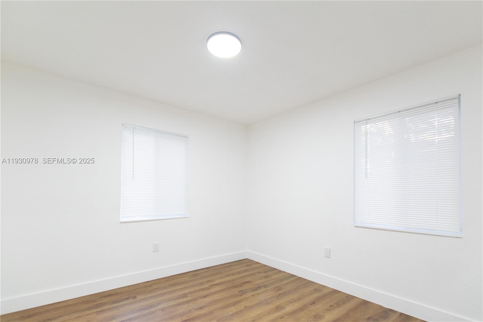 LAUDERDALE HOMESITES FIRS - Residential Lease