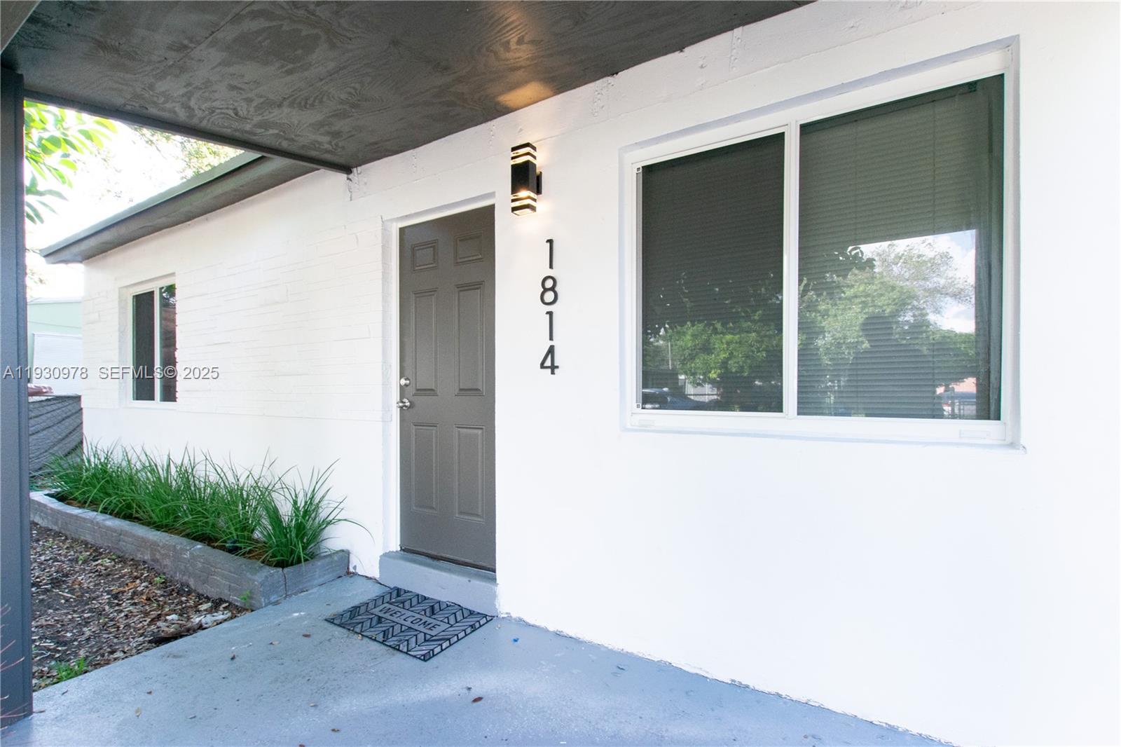 LAUDERDALE HOMESITES FIRS - Residential Lease