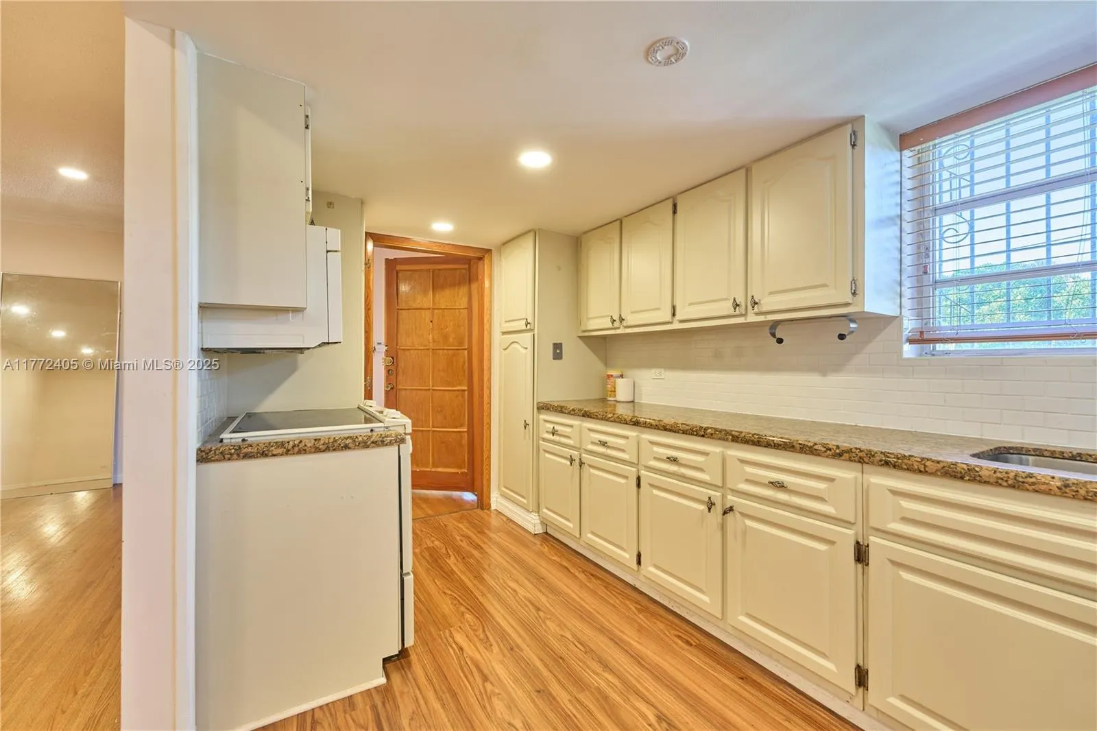 Miami, Florida 33145, United States, 4 Bedrooms Bedrooms, ,3 BathroomsBathrooms,Residential,Active,97970