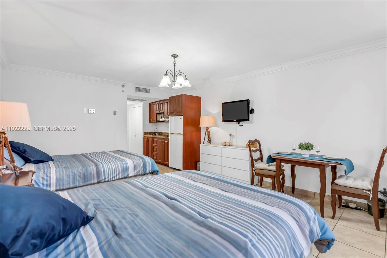 THE AVENTURA BEACH CLUB - Residential